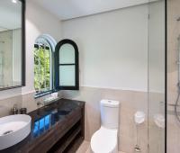 Bathroom 6 Elsewhere 10 Bedroom Sandy Lane Villa For Rent In Barbados 