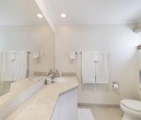 Palm Beach 502 Holiday Rental Barbados Second Bathroom
