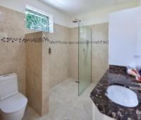 Sandy Lane Holiday Villa Barbados Halle Rose Bathroom with Shower