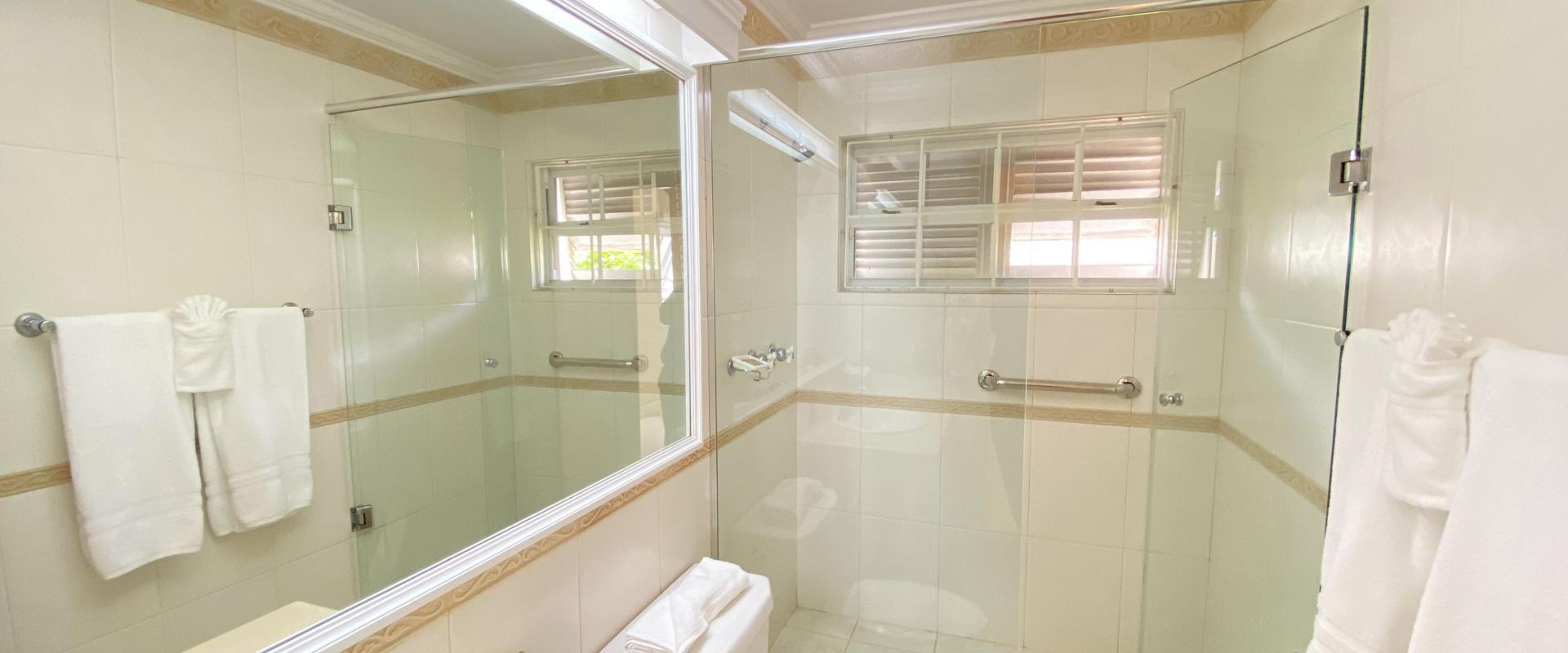 Fosters House Holiday Rental In Barbados Bathroom 2